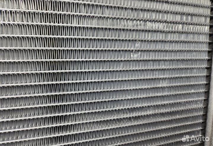 Радиатор охлаждения Renault Duster 2.0