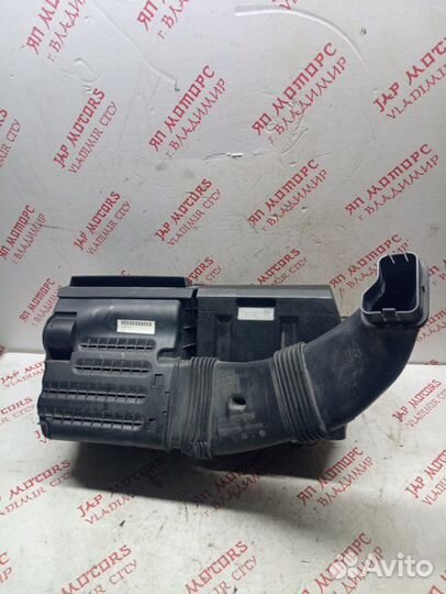 Корпус воздушного фильтра Volvo V70 универсал