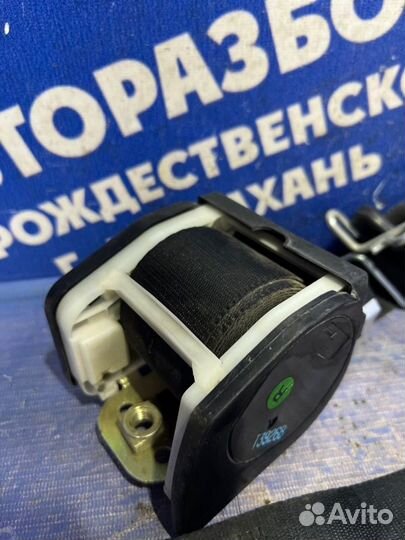 Передний правый ремень безопасности Ford Focus 1