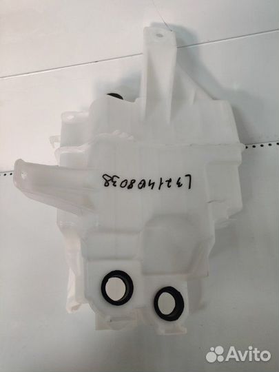 Бачок омывателя Toyota Rav4 05-12