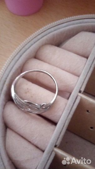 Серебряное кольцо
