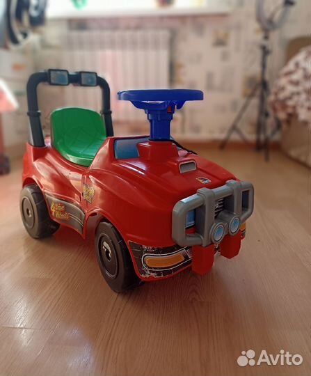 Машинка-каталка