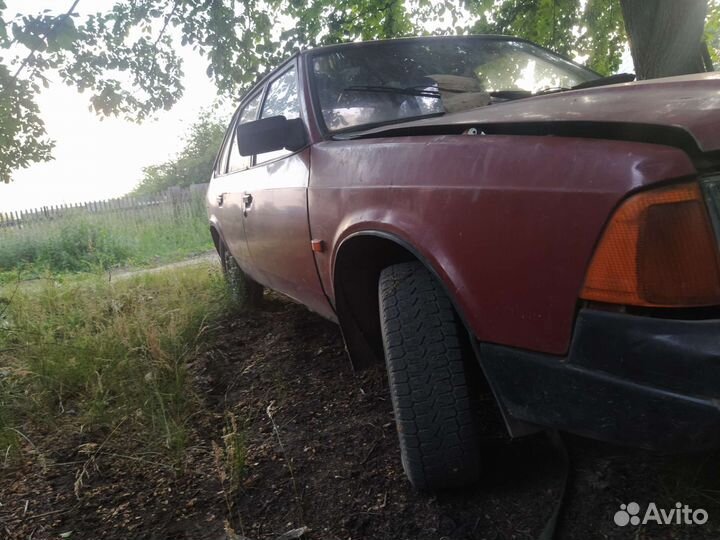 Автомобили на запчасти москвич 2141