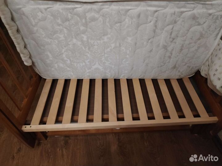 Комплект для кроватки (бортики, простыни)