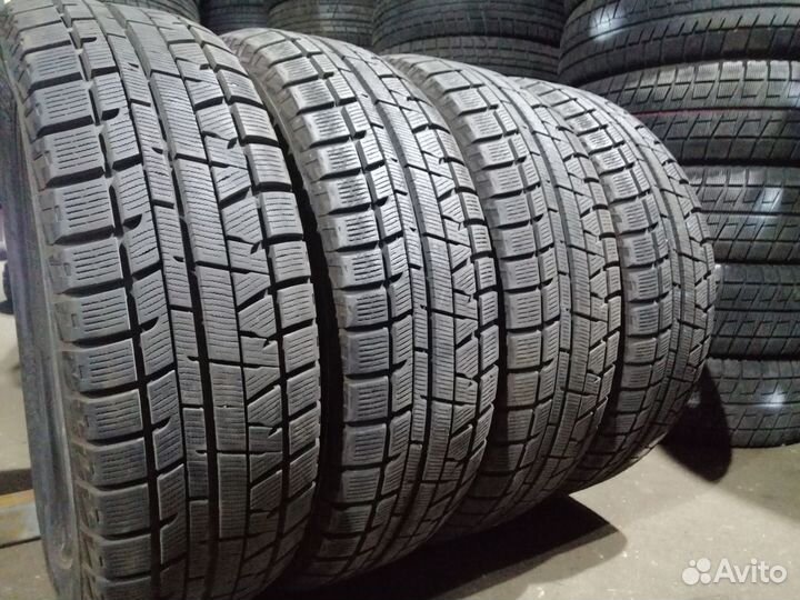 Yokohama Ice Guard IG50 215/60 R16