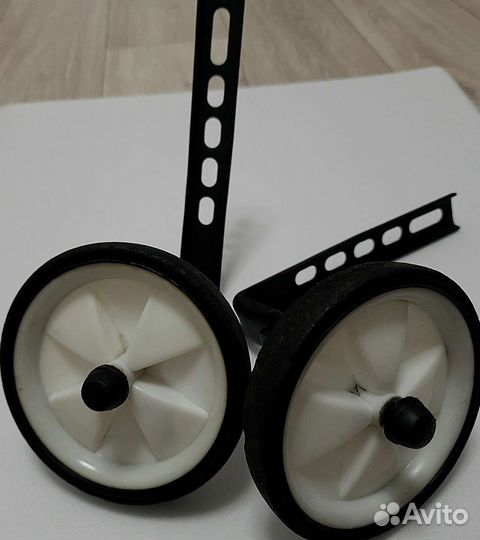 Боковые колеса для велосипеда