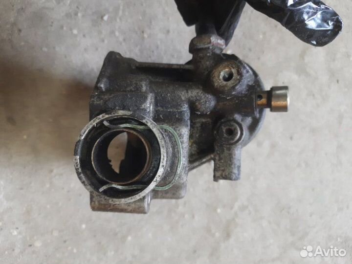 Кронштейн масляного фильтра Volkswagen Passat B5