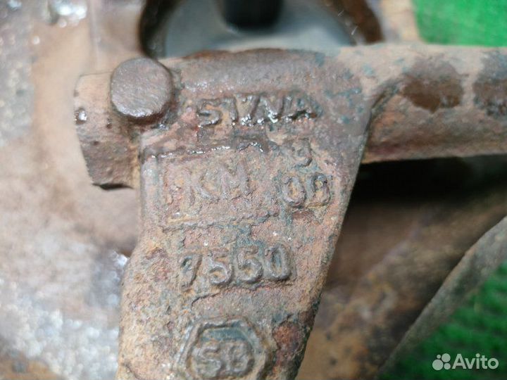 Кулак поворотный задний правый Ford Mondeo 3 cjba