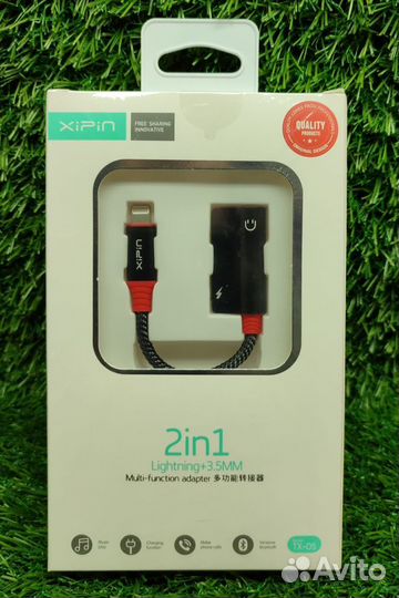 Переходник Lightning на 3.5 Jack+Lightning зарядка