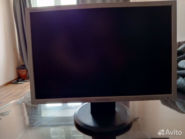 Монитор Samsung sync master 923nw