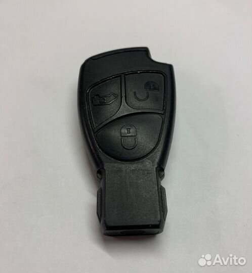 Ключ Mercedes черная рыбка