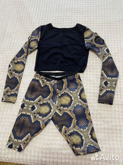 Костюм для фитнеса