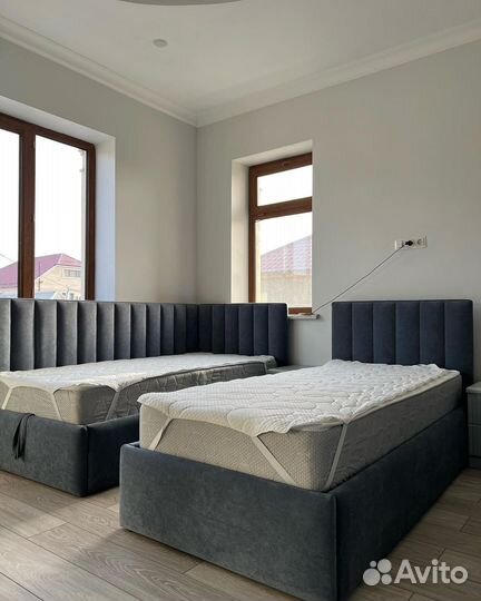 Кровать двуспальная