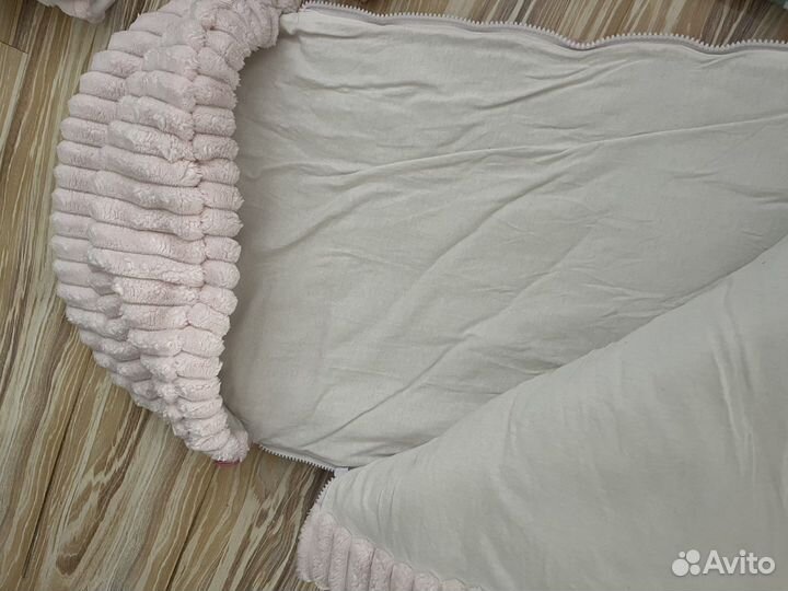 Теплый конверт и комбинезон на выписку