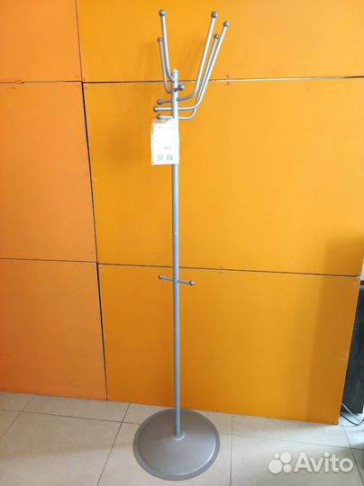Вешалка для одежды напольная