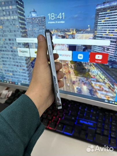 iPhone Xr, 128 ГБ