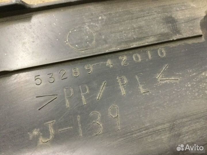 Кожух замка капота Toyota Rav 4 2006-2013