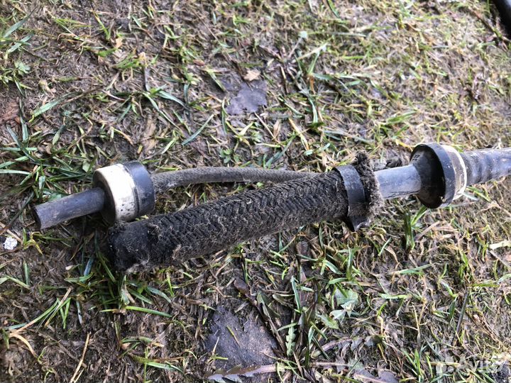 Вакуумная трубка вут Ауди 100