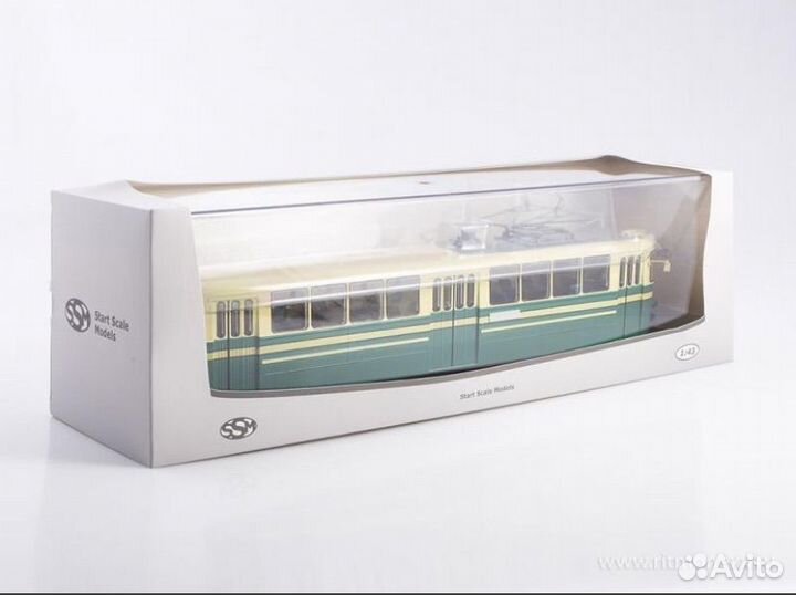 Трамвай лм-57