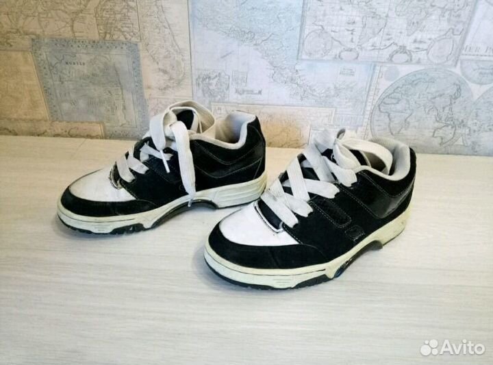 Роликовые кроссовки