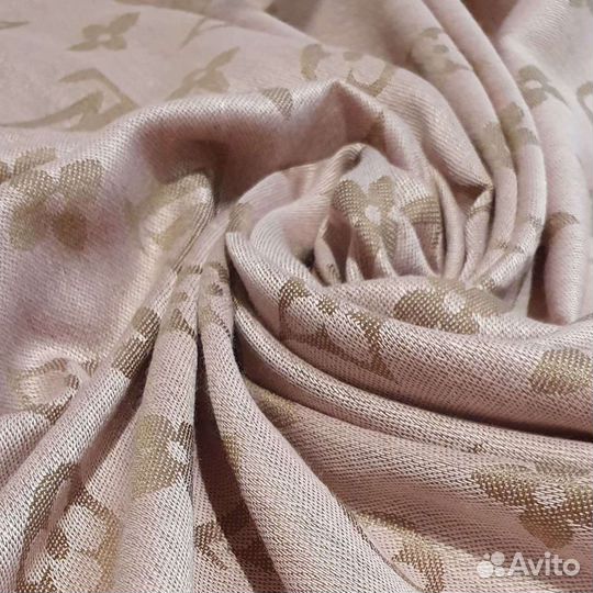 Шарфы и палантины