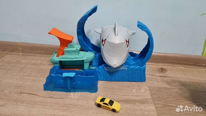 Трек Акула Хот вилс