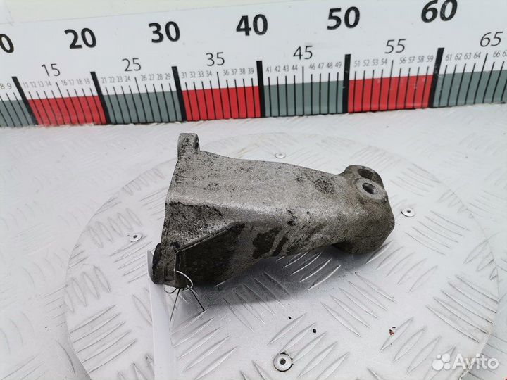 Кронштейн для Seat Ibiza 2