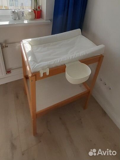 Пеленальный столик IKEA +матрасик