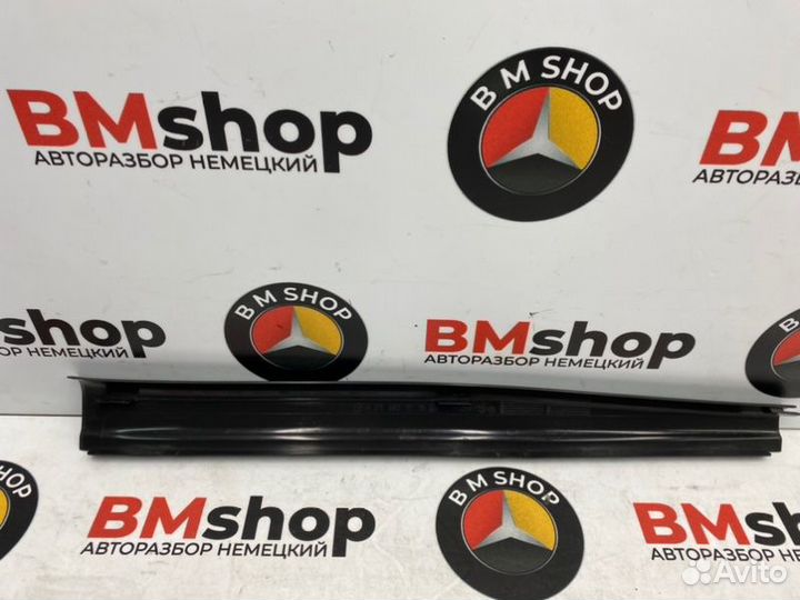 Накладка на порог внутренняя передняя левая