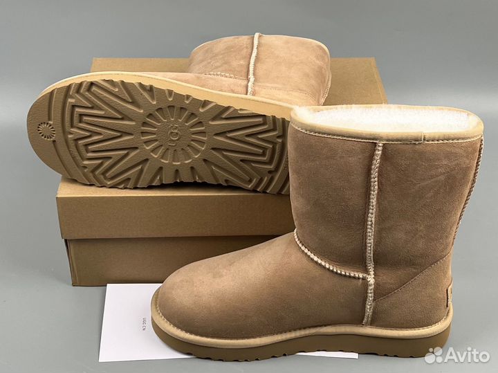 Ugg Classic Short II Sand