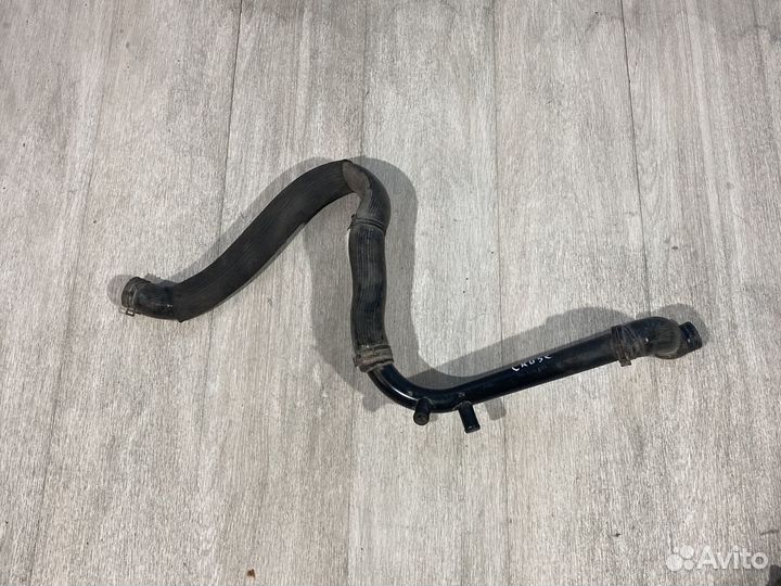 Патрубок системы охлаждения Chevrolet Cruze J300