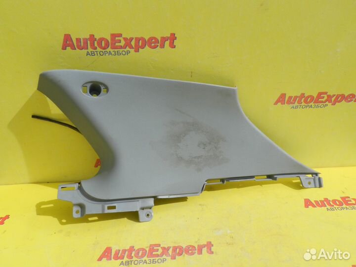 Накладка стойки правой задней Kia ProCeed ED 07-10