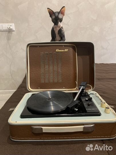 Виниловый проигрыватель юность 301