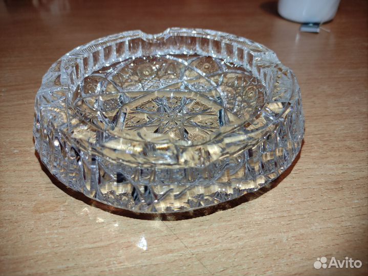 Хрустальная пепельница