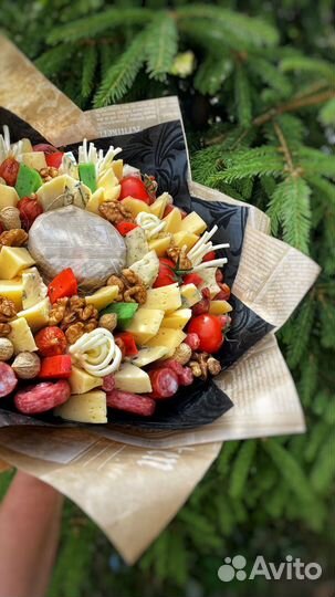 Сырный букет из сыра и орехов съедобный вкусный