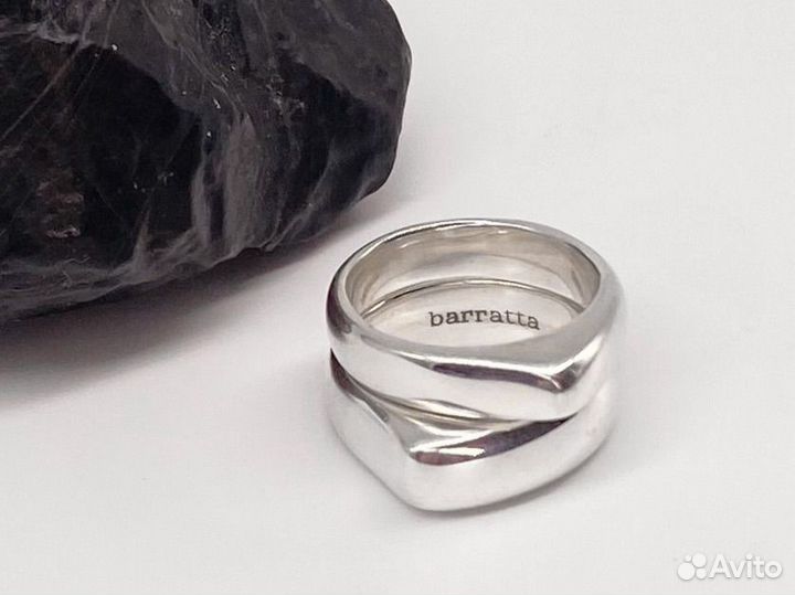 Сет из серебряных колец