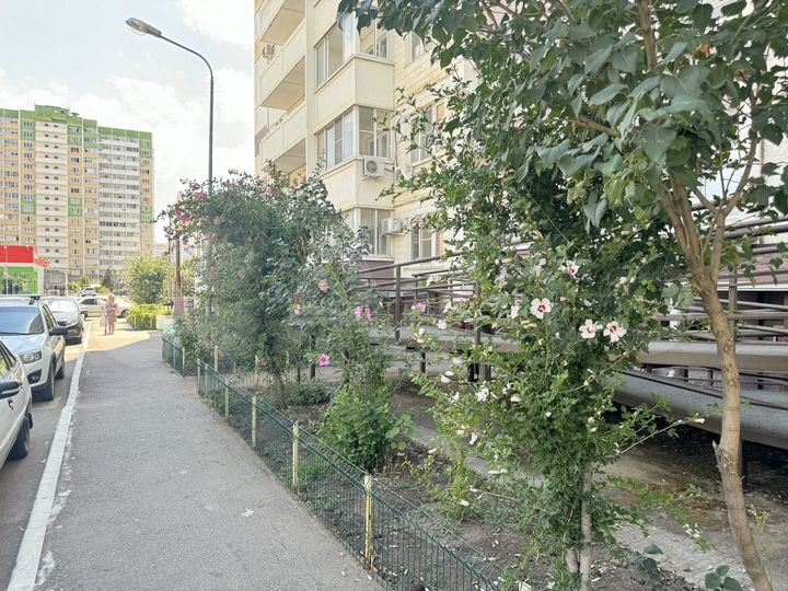 2-к. квартира, 62 м², 8/16 эт.