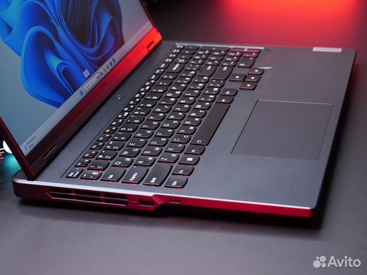 Ноутбук Lenovo Legion 5 Pro RTX 4070 / i7 13700HX