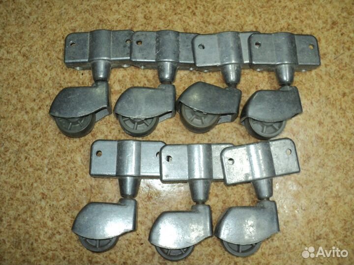 Колесики для тележки и мебели