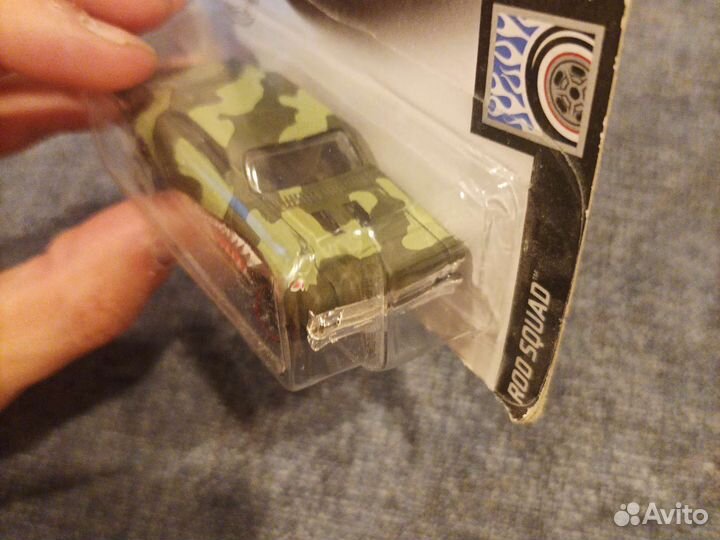 Hot wheels машинки