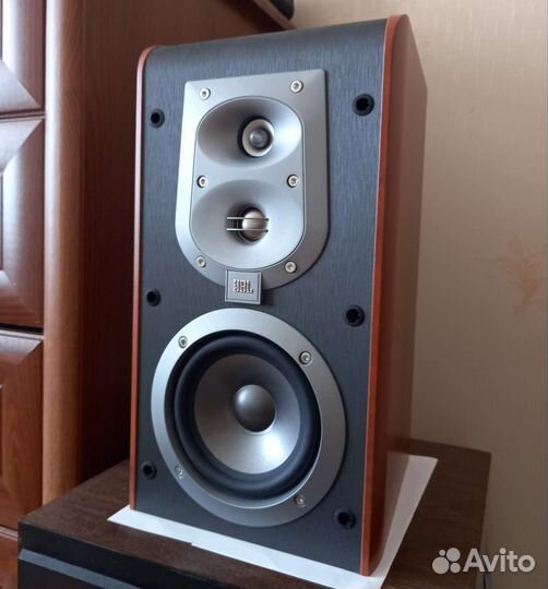 Акустические колонки JBL ES-20