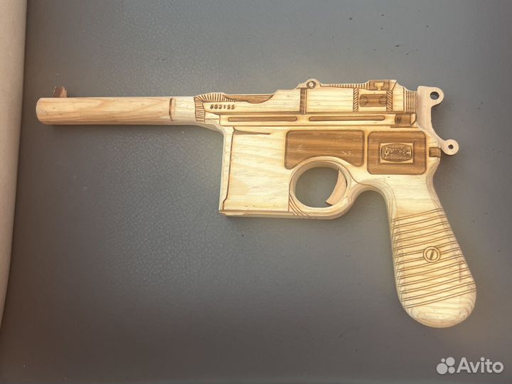 Деревянный пистолет