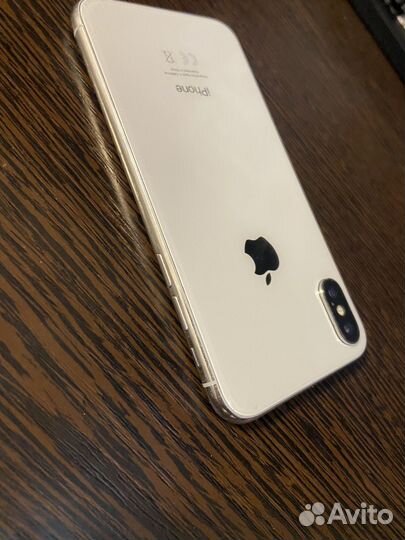 iPhone X, 64 ГБ