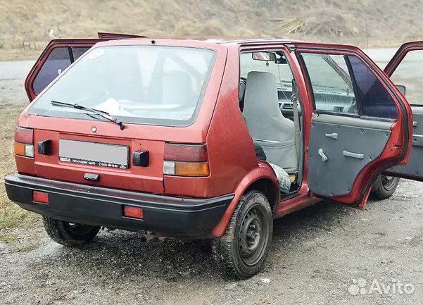 Ниссан Микра Nissan Micra 1983-1989 К10 задние фон