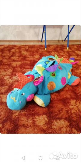 Интерактивный динозавр