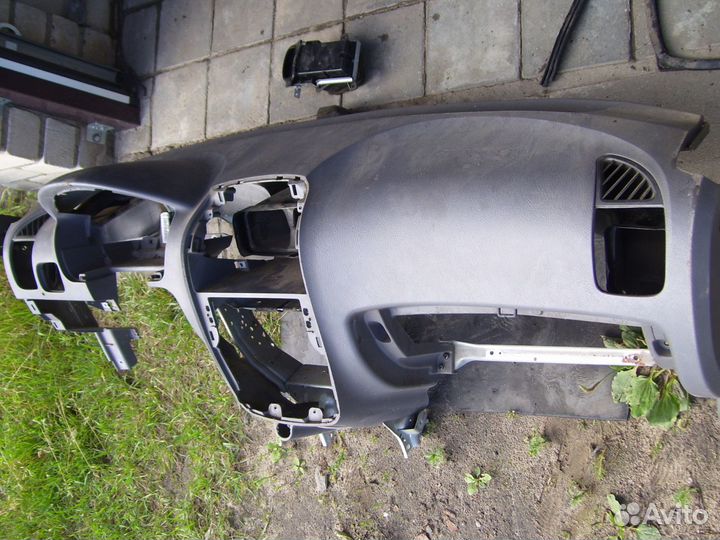 Хендай акцент торпедо