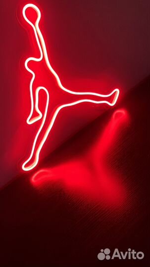 Неоновая вывеска