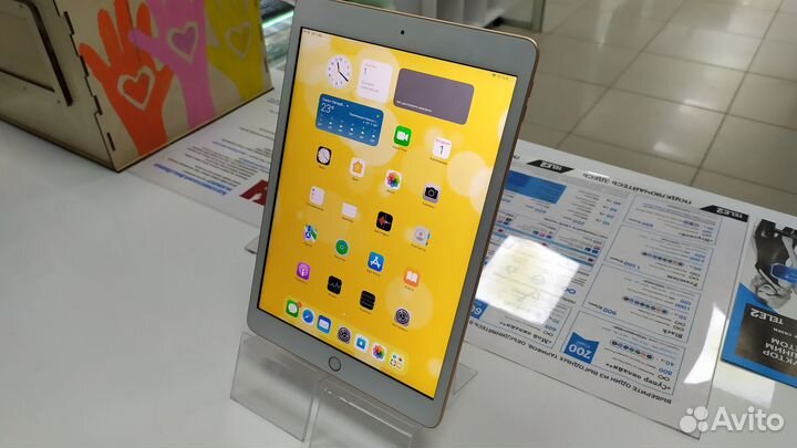 Планшет Apple iPad 7th (2019) 32 гб Wi-Fi Gold