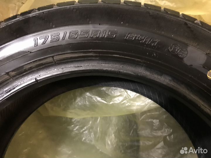 Dunlop Enasave EC204 175/65 R15 204H