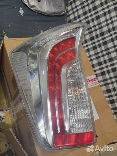 2011-15 Приус 30 фонарь задний Левый Prius 30